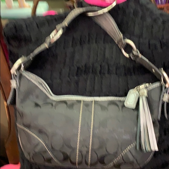 Coach purses - Picture 6 of 6